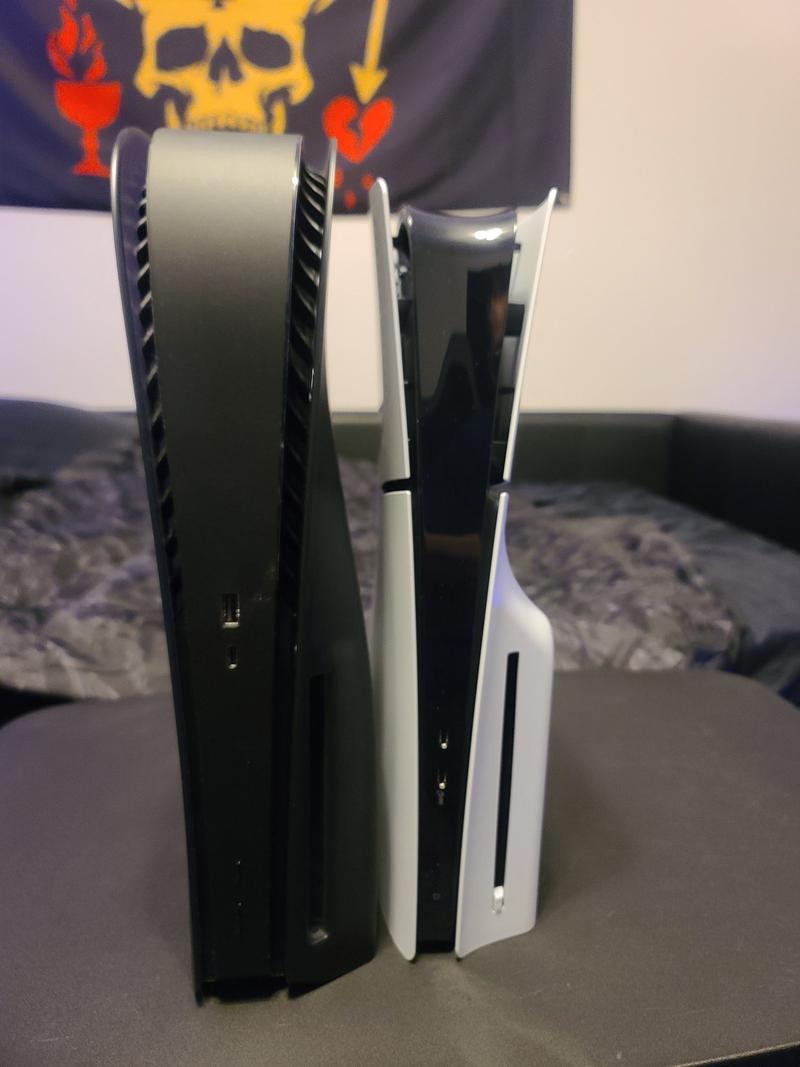 PS5 Slim主机盖与PS5 Pro不兼容，官方未明确说明